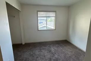 8806 47th Dr NE, Marysville, WA 98270 - Photo 7