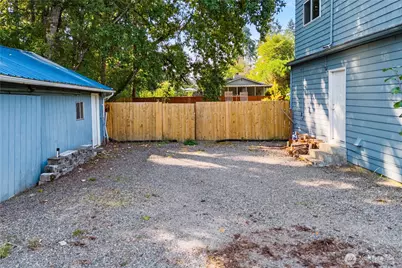 12221 6th Avenue E, Tacoma, WA 98445 - Photo 27