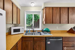 11217 N Skagit St, Burlington, WA 98233 - Photo 9