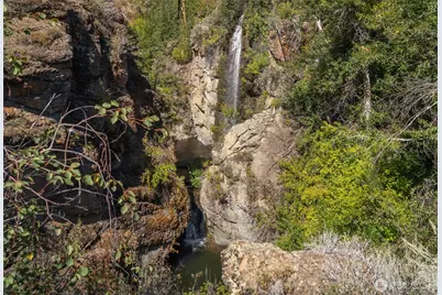 572 B W Chewuch Rd (Barron Blvd), Winthrop, WA 98862 - Photo 5