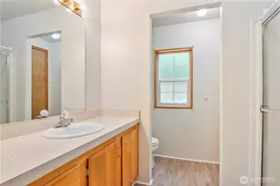 55 Veys Dr, Kelso, WA 98626 - Photo 17