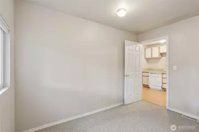 8649 18th Avenue SW, Seattle, WA 98106 - Photo 17