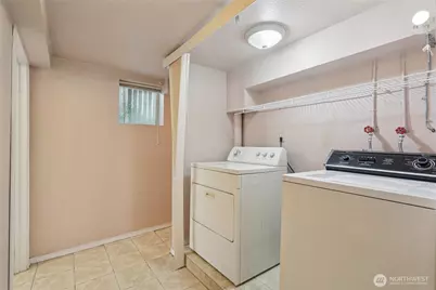 8649 18th Avenue SW, Seattle, WA 98106 - Photo 21