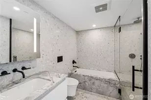 300 Virginia St, Seattle, WA 98121 - Photo 15