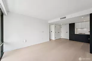 300 Virginia St, Seattle, WA 98121 - Photo 11