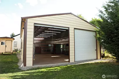 181 S 2nd St, Buckley, WA 98321 - Photo 3