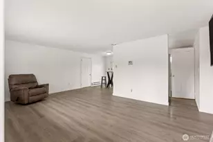 9008 Wildwood Ave SW, Lakewood, WA 98498 - Photo 3