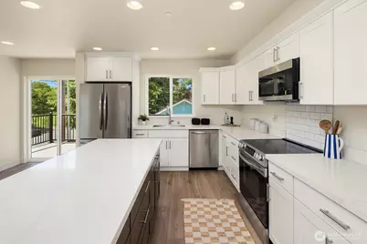 6618 52nd Avenue W, University Place, WA 98467 - Photo 5