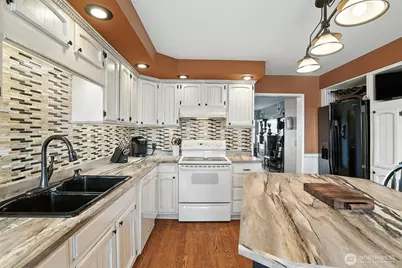 13550 State Route 2 E, Wilbur, WA 99185 - Photo 11