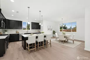 30327 11th Pl S, Federal Way, WA 98003 - Photo 3