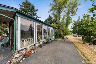 220 Skagit Way, La Conner, WA 98257 - Photo 35