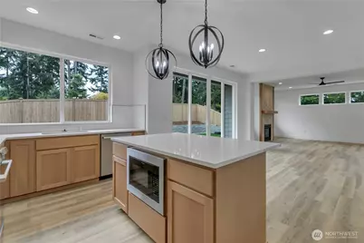 16216 76th Avenue Ct E, Puyallup, WA 98375 - Photo 9