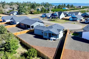996 Alida Ct SE, Ocean Shores, WA 98569 - Photo 7