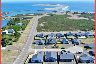 990 Alida Ct SE, Ocean Shores, WA 98569 - Photo 3