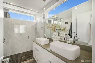 2706 S Washington St, Seattle, WA 98144 - Photo 11