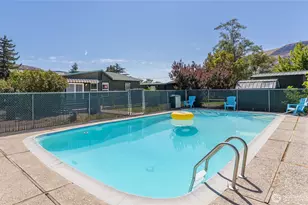 7 Cambridge Ave, Rock Island, WA 98850 - Photo 3