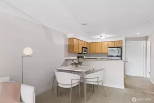 9200 Greenwood Ave N, Seattle, WA 98103 - Photo 3