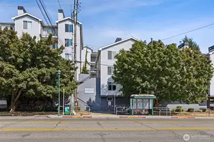 9200 Greenwood Ave N, Seattle, WA 98103 - Photo 13