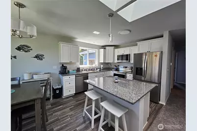 1045 Tonquin Avenue SW, Ocean Shores, WA 98569 - Photo 9