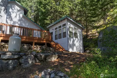 17976 Entiat River Road, Entiat, WA 98822 - Photo 33