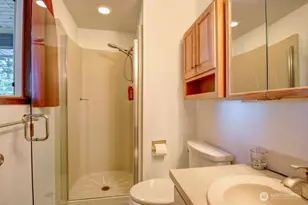 6127 Parkside Dr, Anacortes, WA 98221 - Photo 13