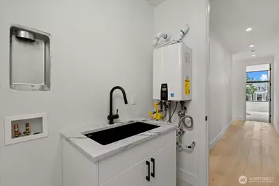 128 24th Avenue, Seattle, WA 98122 - Photo 17