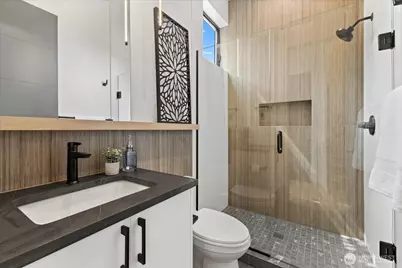 128 24th Avenue, Seattle, WA 98122 - Photo 9