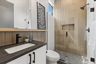 128 24th Ave, Seattle, WA 98122 - Photo 9