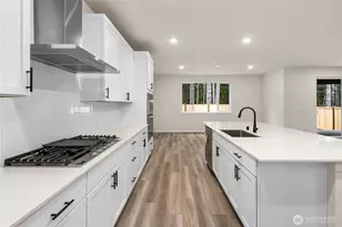 6001 Thornhill Ave SW, Port Orchard, WA 98367 - Photo 11