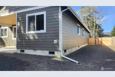 360 Lake View Loop NE, Ocean Shores, WA 98569 - Photo 29