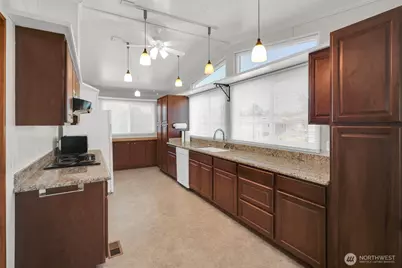 11436 SE 208th Street #153, Kent, WA 98031 - Photo 11