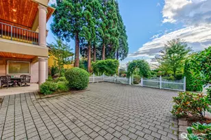 9426 Lake Washington Blvd NE, Bellevue, WA 98004 - Photo 37