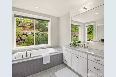 7098 170th Avenue SE, Bellevue, WA 98006 - Photo 27