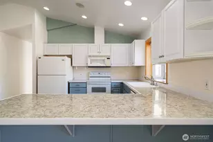 116 E Raymond Ave, Chelan, WA 98816 - Photo 13