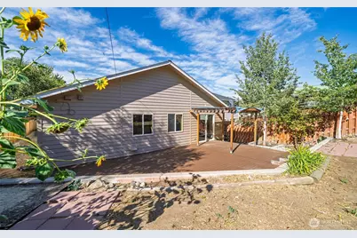 116 E Raymond Avenue, Chelan, WA 98816 - Photo 27