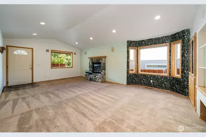 116 E Raymond Avenue, Chelan, WA 98816 - Photo 5