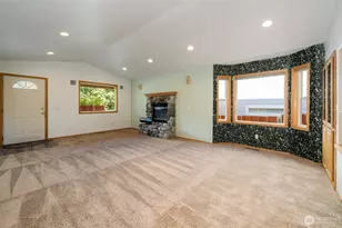 116 E Raymond Ave, Chelan, WA 98816 - Photo 5