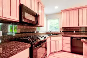 23924 SE 139th Pl, Kent, WA 98042 - Photo 7