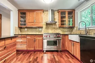 2830 216th Ave SE, Sammamish, WA 98075 - Photo 9