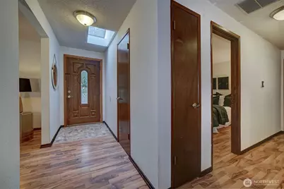 4554 Westway Drive SE, Port Orchard, WA 98366 - Photo 3