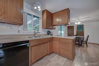 4554 Westway Drive SE, Port Orchard, WA 98366 - Photo 11