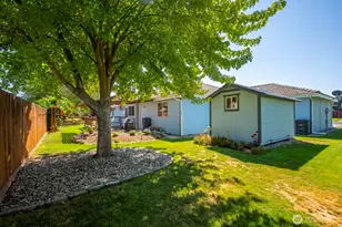 216 E Tanglewood Dr, Moses Lake, WA 98837 - Photo 31