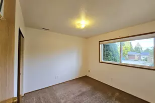 8803 15th Ave NE, Seattle, WA 98115 - Photo 7