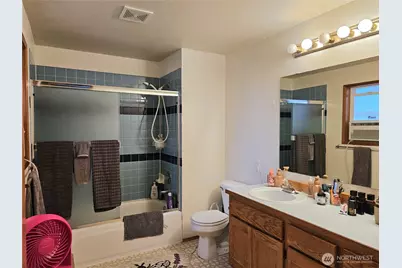 8803 15th Avenue NE, Seattle, WA 98115 - Photo 15