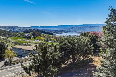 156 Heather Lane, Wenatchee, WA 98801 - Photo 1