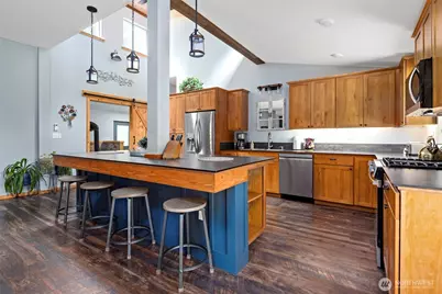 25451 Lake Cavanaugh Road, Mount Vernon, WA 98274 - Photo 11