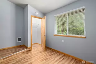 25451 Lake Cavanaugh Rd, Mount Vernon, WA 98274 - Photo 19