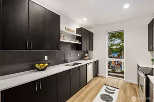 4051 Rainier Ave S, Seattle, WA 98118 - Photo 11