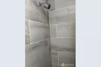 13101 64th Avenue S, Seattle, WA 98178 - Photo 17