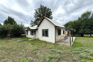 653 E 9th St, Republic, WA 99166 - Photo 3